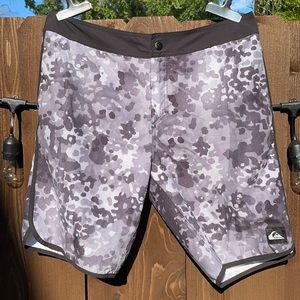 QuickSilver bathing suit